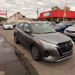 2021 Kicks Thumbnail 3