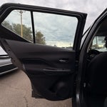 2021 Kicks Thumbnail 11