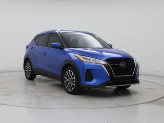 2021 Nissan Kicks with Electric Blue Metallic Exterior