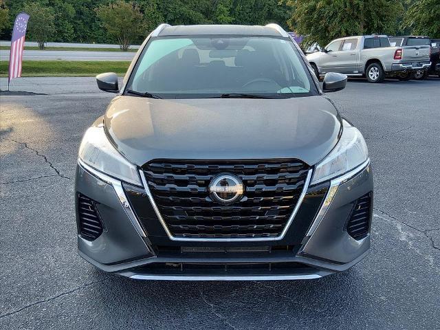 2024 Nissan Kicks - $16,700