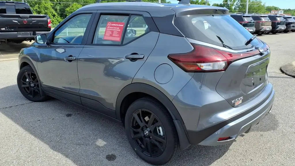 2024 Nissan Kicks SV