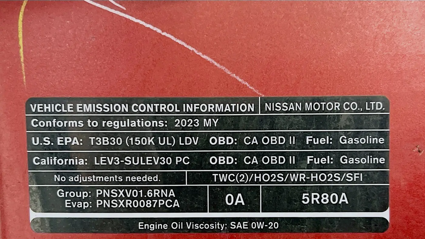 2023 Nissan Kicks SV