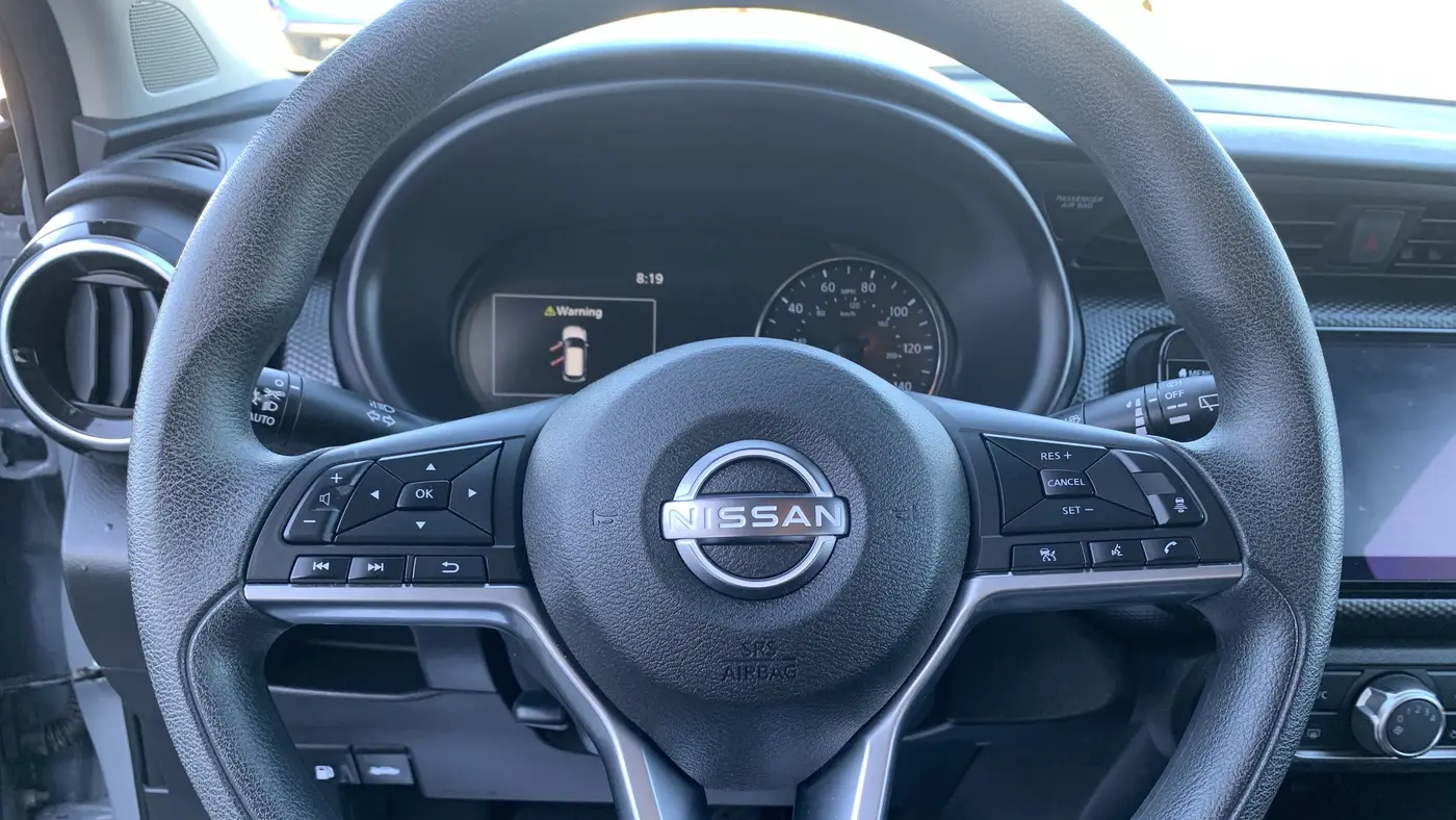 2023 Nissan Kicks SV