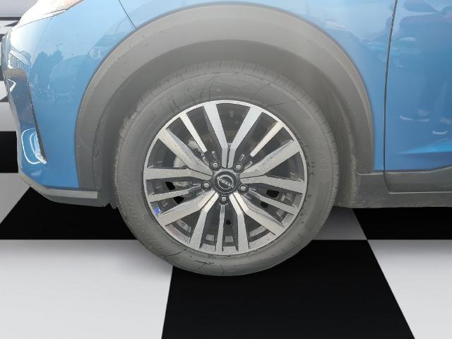 2024 Nissan Kicks - $15,977