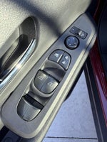 2024 Kicks Thumbnail 21