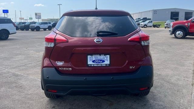 2020 Nissan Kicks SV