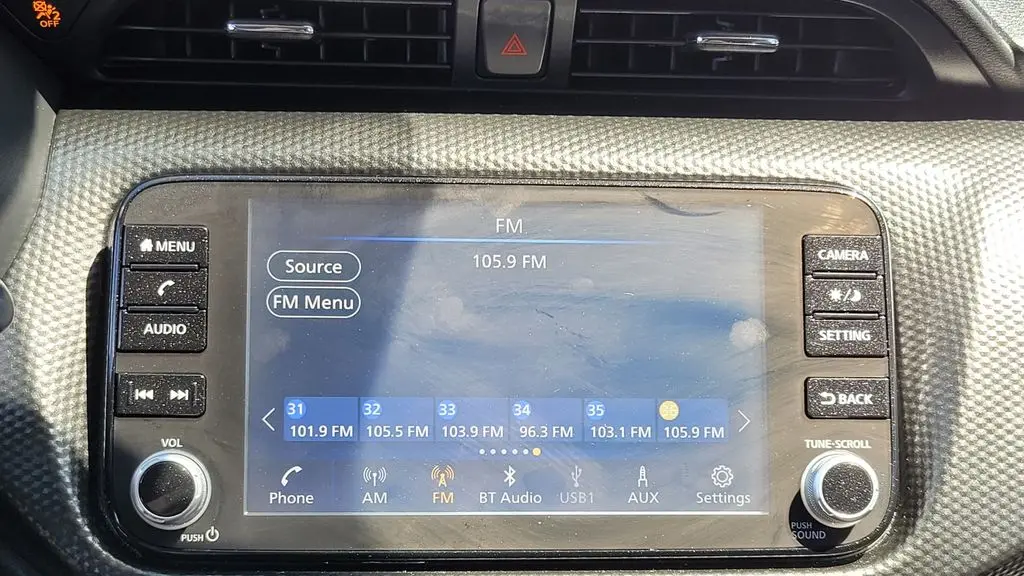 2023 Nissan Kicks SV
