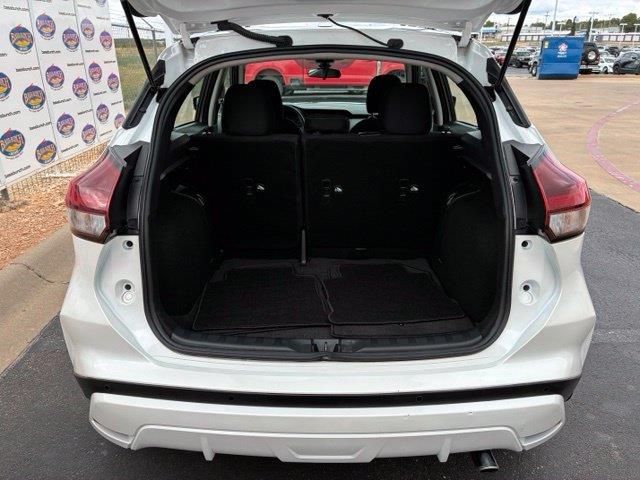 2023 Nissan Kicks - $18,577