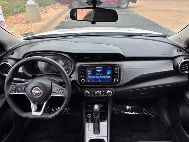 2023 Nissan Kicks - $18,577