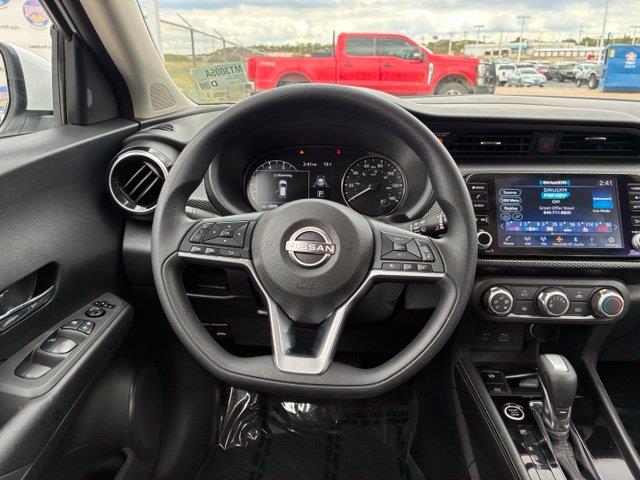 2023 Nissan Kicks - $18,577