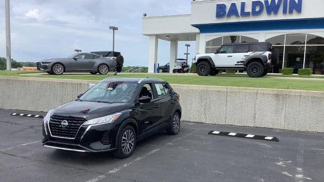2021 Nissan Kicks SV