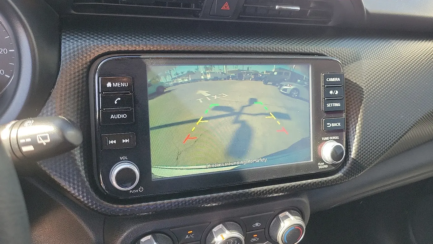 2023 Nissan Kicks SV