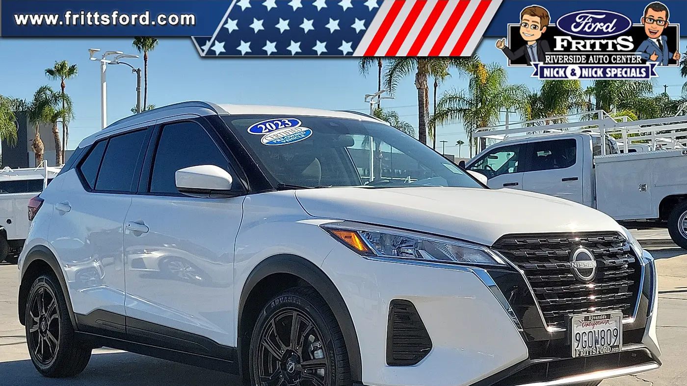 2023 Nissan Kicks SV