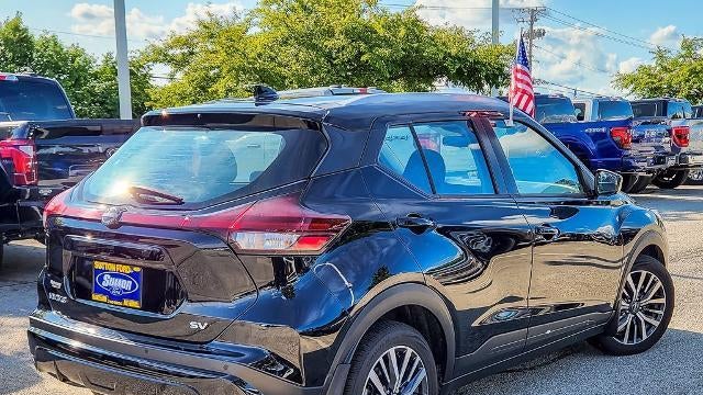 2023 Nissan Kicks SV