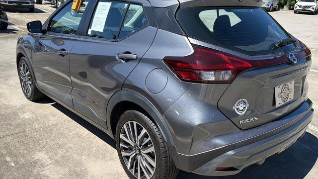 2021 Nissan Kicks SV