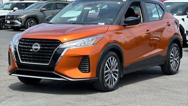 2022 Nissan Kicks SV