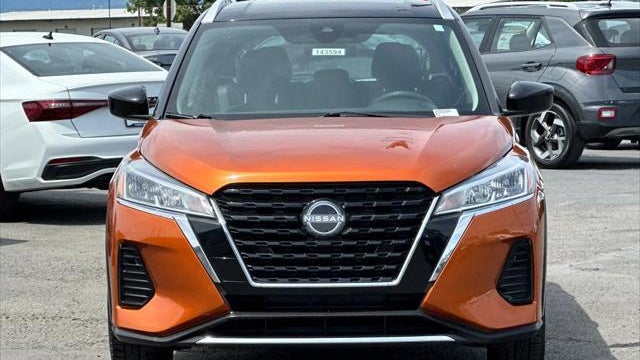 2022 Nissan Kicks SV