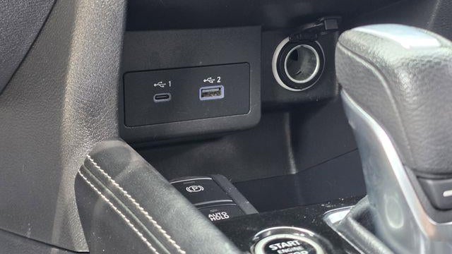 2022 Nissan Kicks SV