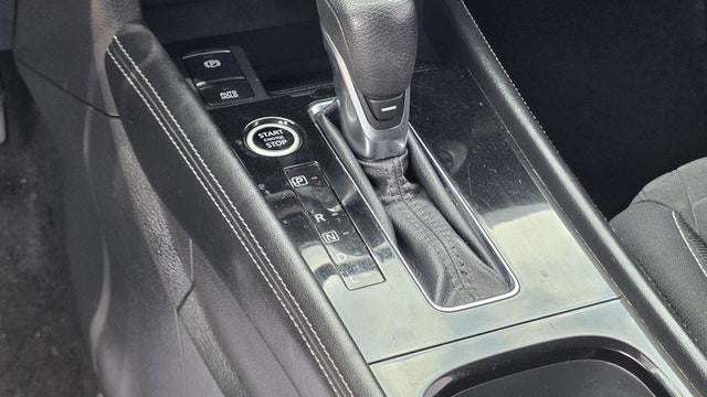 2022 Nissan Kicks SV