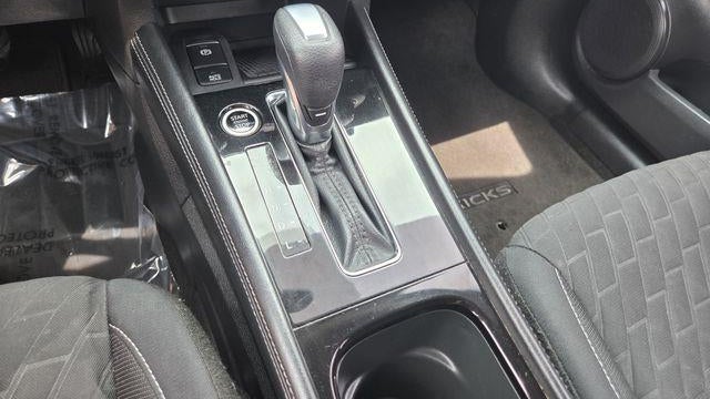 2022 Nissan Kicks SV