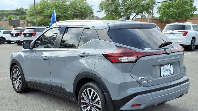 2024 Nissan Kicks SV
