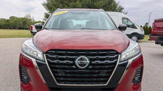 2021 Nissan Kicks SR