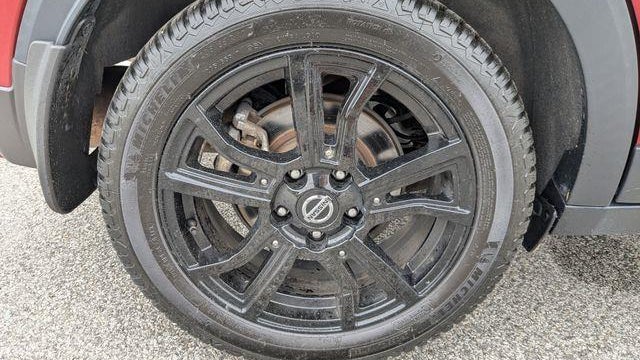 2021 Nissan Kicks SR