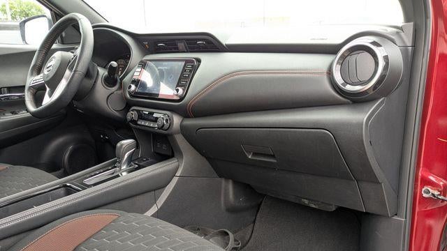 2021 Nissan Kicks SR