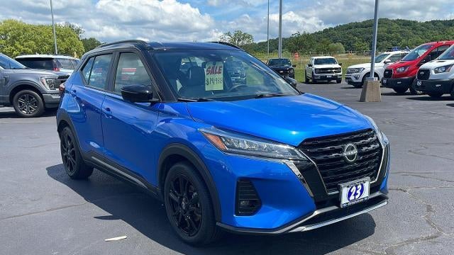 2023 Nissan Kicks SR