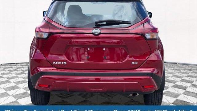 2024 Nissan Kicks SR