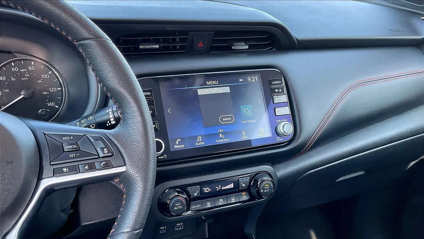 2024 Nissan Kicks SR