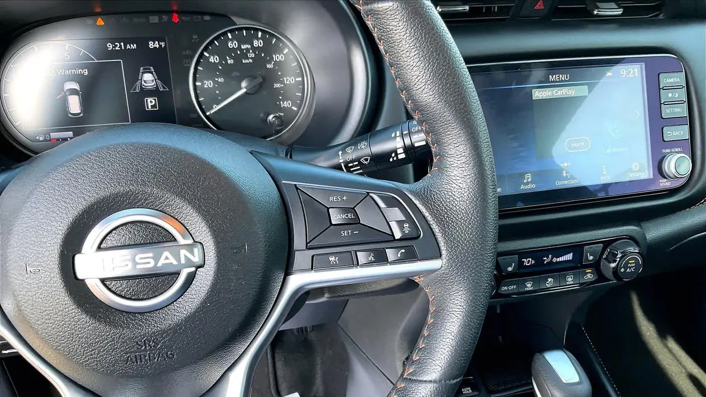 2024 Nissan Kicks SR