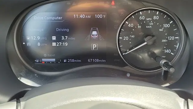 2021 Nissan Kicks SR