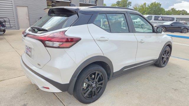 2023 Nissan Kicks - $17,101