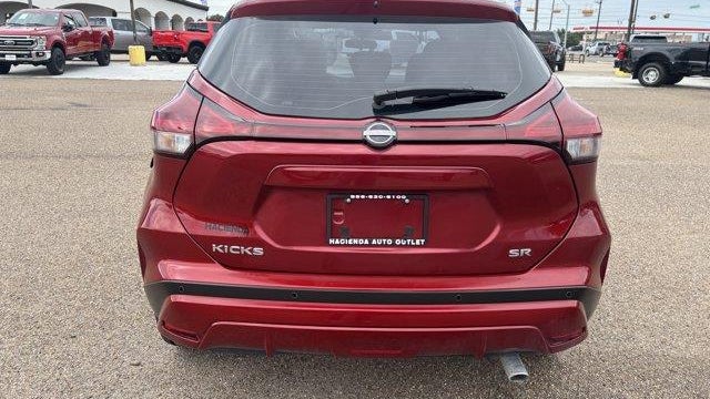 2023 Nissan Kicks SR