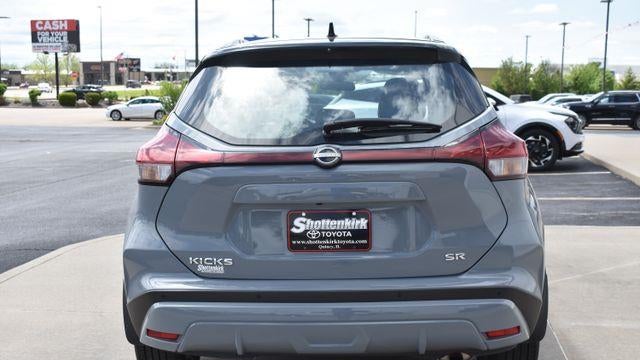 2023 Nissan Kicks SR
