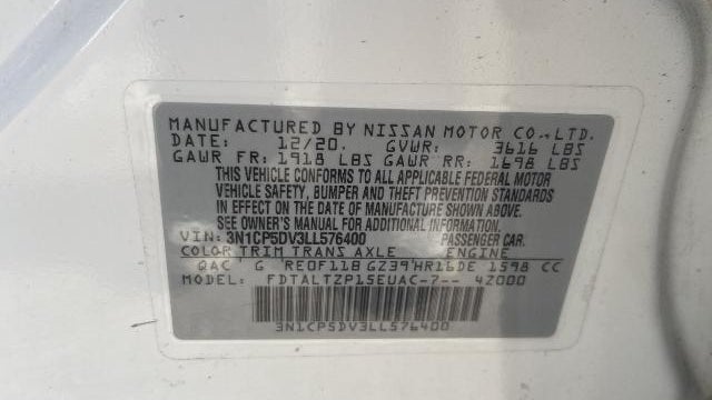 2020 Nissan Kicks SR