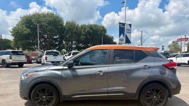 2020 Nissan Kicks SR