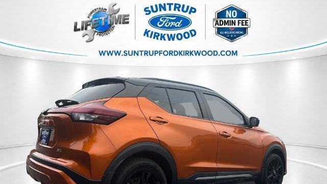2023 Nissan Kicks SR