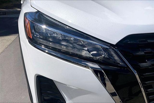 2023 Nissan Kicks - $21,873