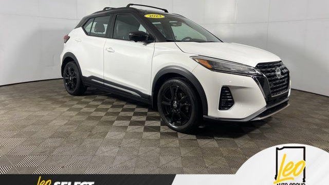 2023 Nissan Kicks SR