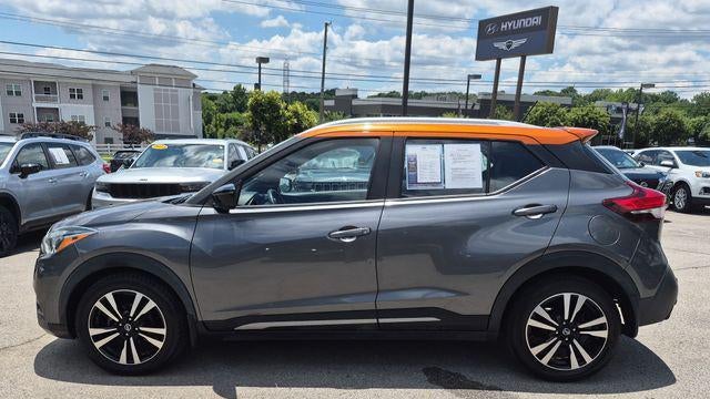 2020 Nissan Kicks SR