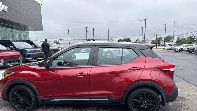 2020 Nissan Kicks SR