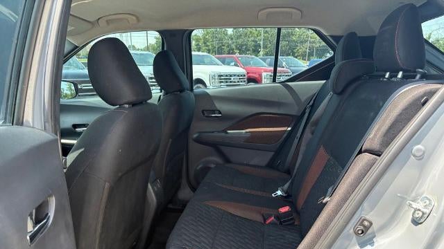 2022 Nissan Kicks SR
