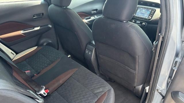 2022 Nissan Kicks SR