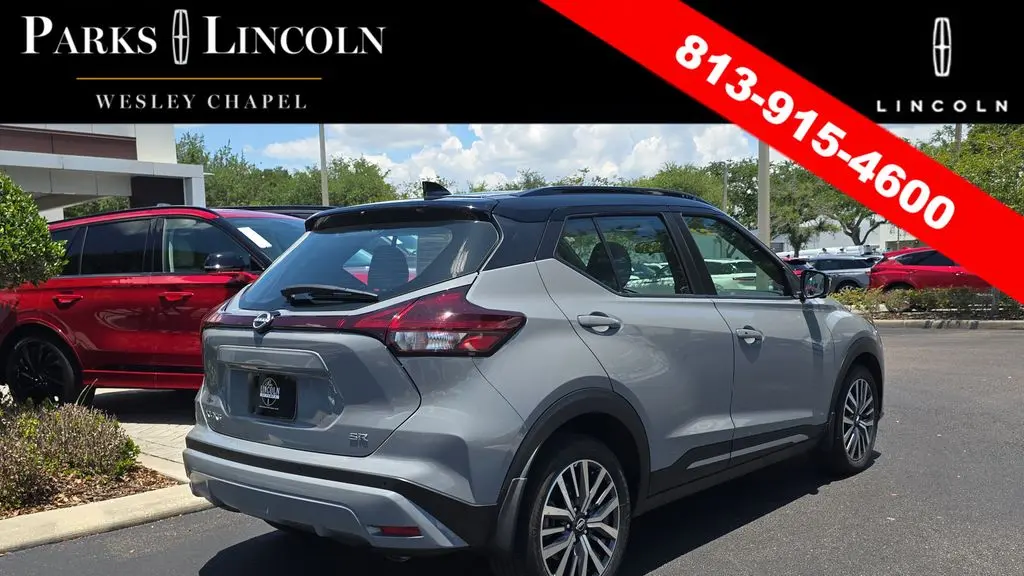 2023 Nissan Kicks SR