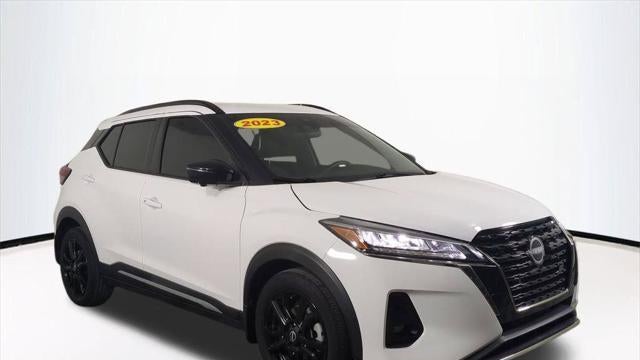 2023 Nissan Kicks SR