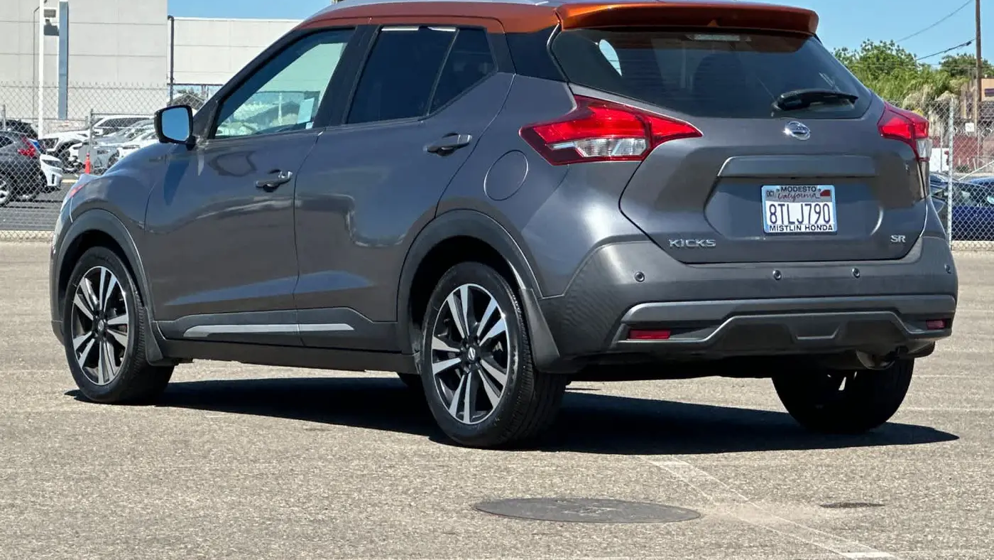 2020 Nissan Kicks SR