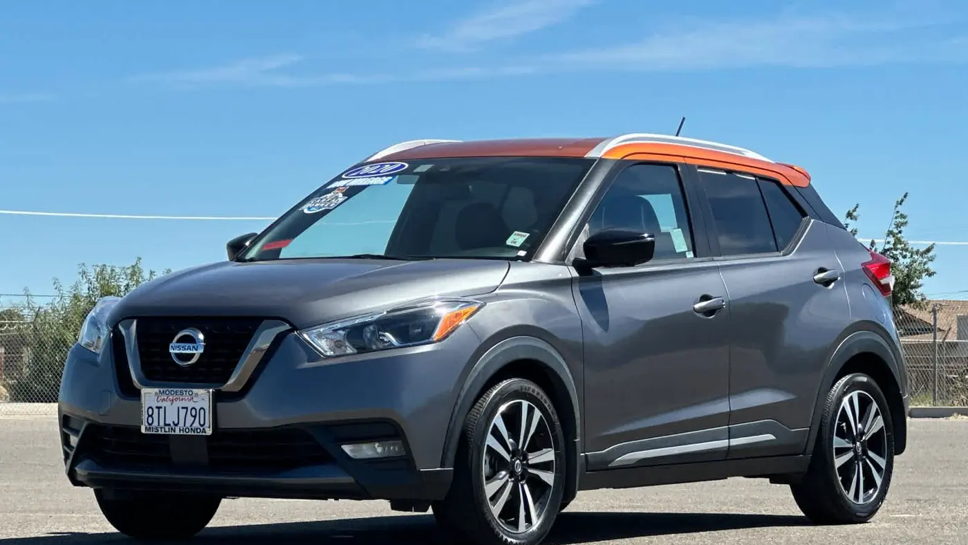 2020 Nissan Kicks SR