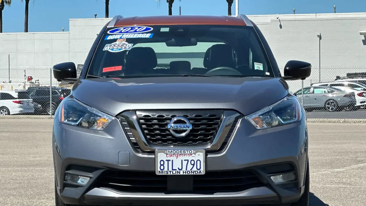 2020 Nissan Kicks SR
